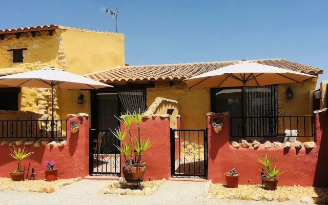 Отель The Olive Mill Aparthotel Испания, Ориуэла - отзывы, цены и фото номеров - забронировать отель The Olive Mill Aparthotel онлайн вид на фасад