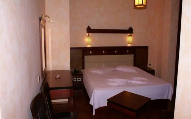 Hotel Univers комната для гостей