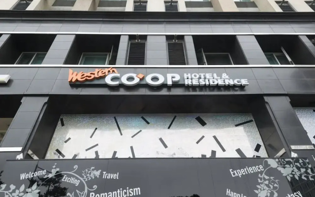 Western Co-op Hotel & Residence Dongdaemun вид на фасад