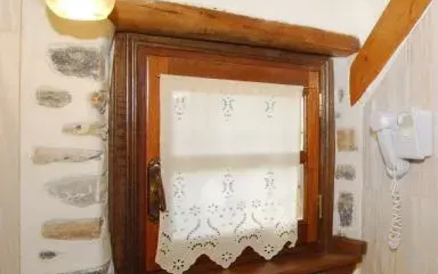 Melanthi Mansion