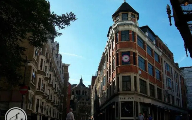Отель Covent Garden Guesthouse вид на фасад