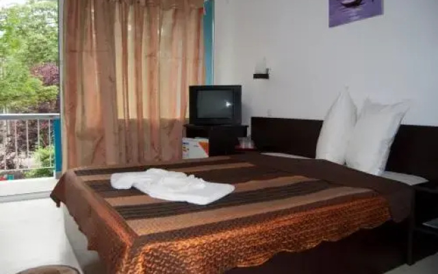 Hotel Azur