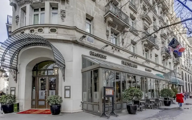 Millennium Hotel Paris Opera вид на фасад