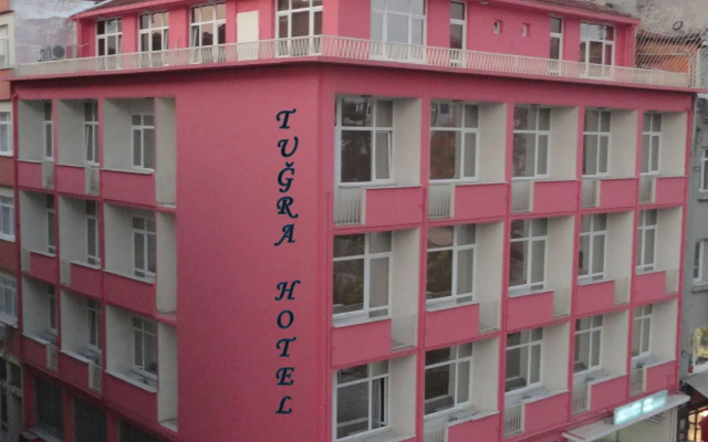 Tugra Hotel вид на фасад