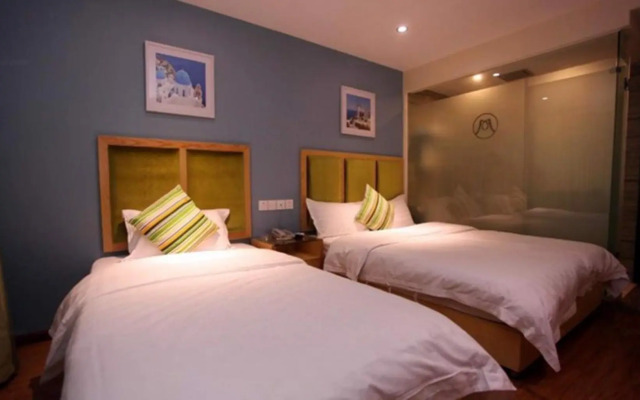 Simple Capsule Youth Hostel Chengdu Kuanzhai Alleys комната для гостей