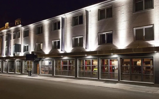 Отель Hotell Sorlandet вид на фасад