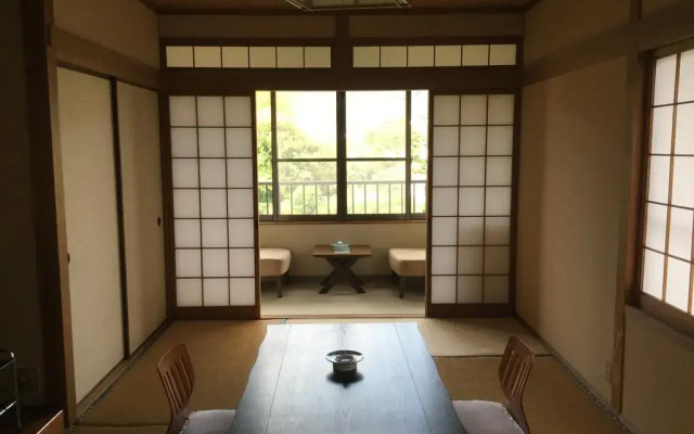 Отель Ryokan Tatsumi Хидзи комната для гостей