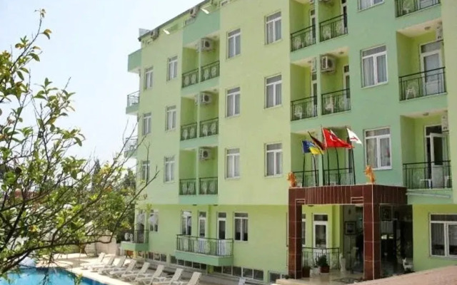 Gonul Palace Hotel вид на фасад