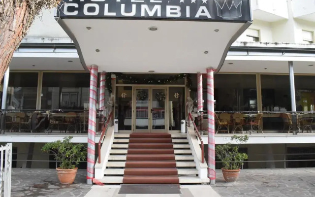 Hotel Columbia вид на фасад
