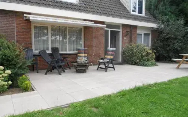 B&B T Saenraik