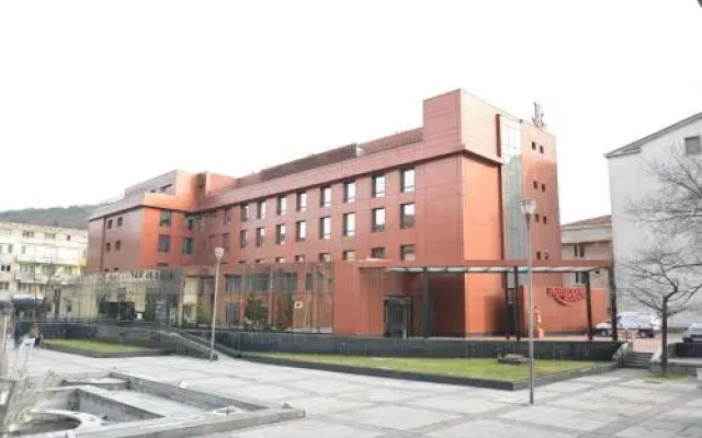 Отель Presidium Palace вид на фасад