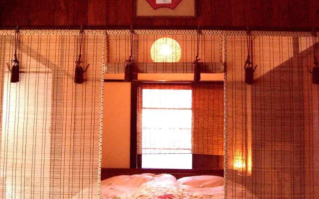 Отель Shitamachi Club Rokugo комната для гостей