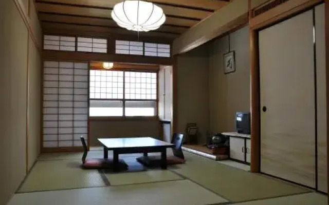 Mikaku no Oyado Yamadaya