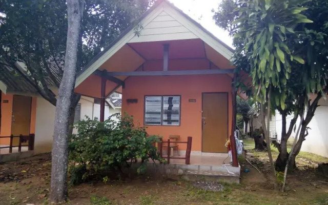 Отель Funky Fish Bungalows Таиланд, Ланта - отзывы, цены и фото номеров - забронировать отель Funky Fish Bungalows онлайн вид на фасад