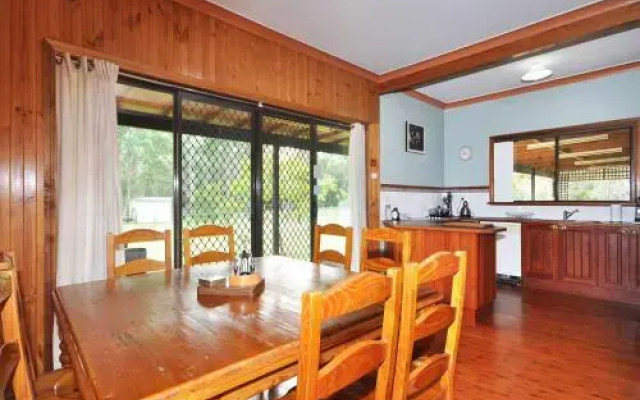 Lovedale Country Lodge 5br