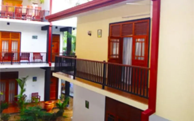 Отель Senrose Hotel Шри-Ланка, Тиссамахарама - отзывы, цены и фото номеров - забронировать отель Senrose Hotel онлайн вид на фасад