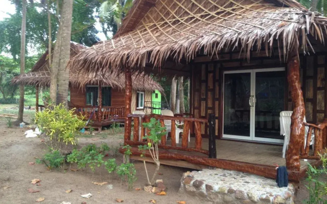 Отель Freeda Resort Koh Jum пляж Ко Юм вид на фасад