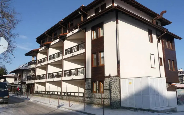 Edelweiss Park Hotel вид на фасад