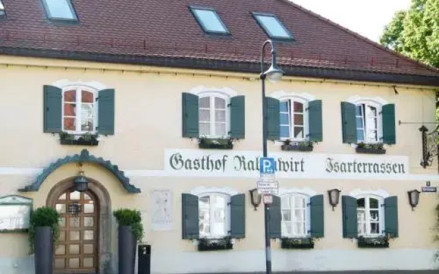 Отель Gasthof Rabenwirt вид на фасад