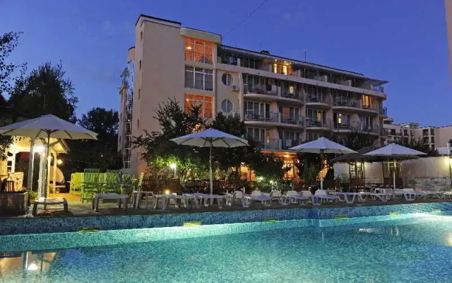 Central Hotel
