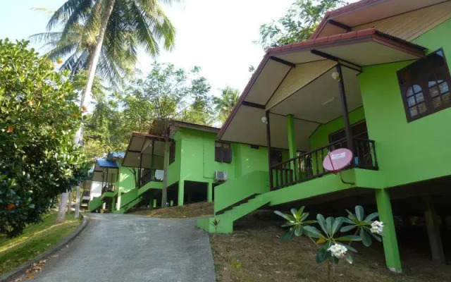 Отель Green Bungalows Таиланд, Самуи - отзывы, цены и фото номеров - забронировать отель Green Bungalows онлайн вид на фасад