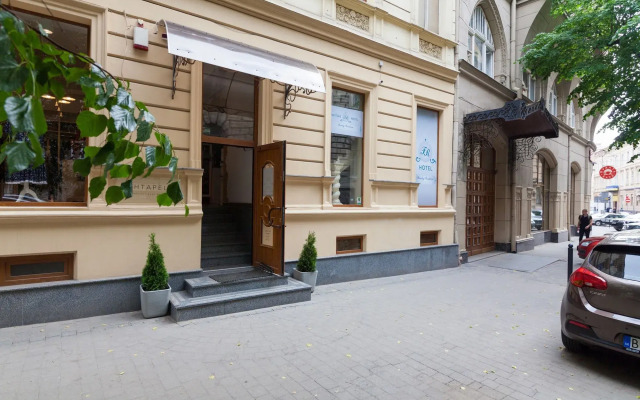 Family Residence Boutique Hotel вид на фасад