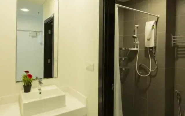 Summer Suite Bernice Dormitory