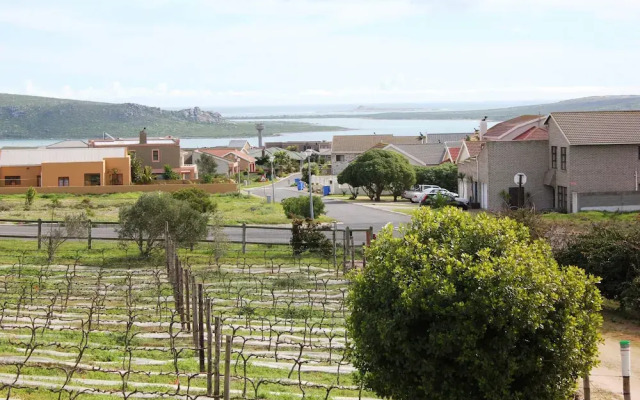 The Vineyard Holiday Home