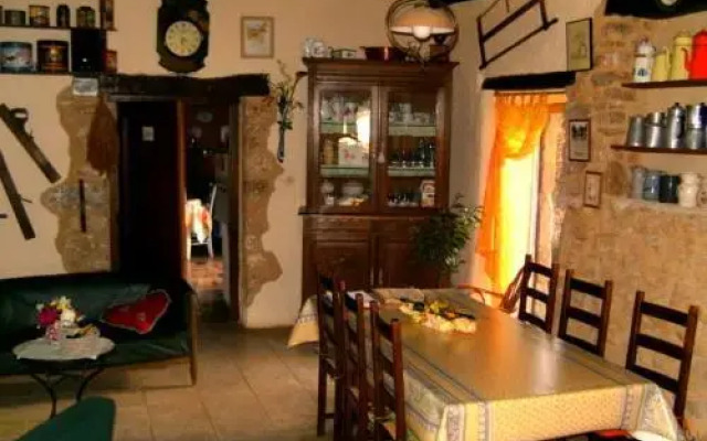 Chambres d'Hôtes et Roulotte Jeandemai