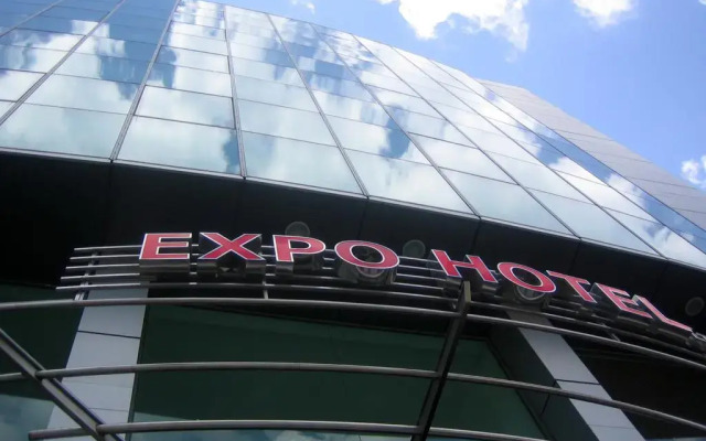 Отель Expo Hotel Болгария, Пловдив - отзывы, цены и фото номеров - забронировать отель Expo Hotel онлайн вид на фасад