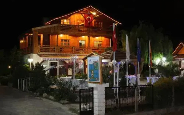 Hamsilos Apart Hotel вид на фасад