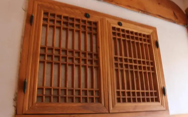 Отель Myeonggaje Hanok Single Family House Южная Корея, Сеул - отзывы, цены и фото номеров - забронировать отель Myeonggaje Hanok Single Family House онлайн вид на фасад