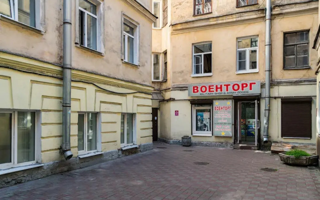 Гостиница Home4day Apartment on Griboyedov Canal в Санкт-Петербурге отзывы, цены и фото номеров - забронировать гостиницу Home4day Apartment on Griboyedov Canal онлайн Санкт-Петербург вид на фасад