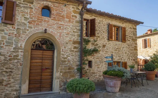 Отель Agriturismo Il Palazzo Ареццо вид на фасад