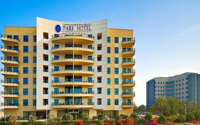 Отель Somerset Jadaf Dubai вид на фасад