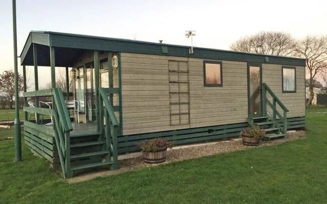 Отель Tollerton Holiday Park вид на фасад