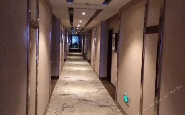 Yibin Dingsheng Hotel