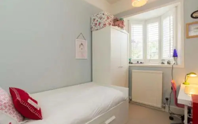 Veeve - East Sheen