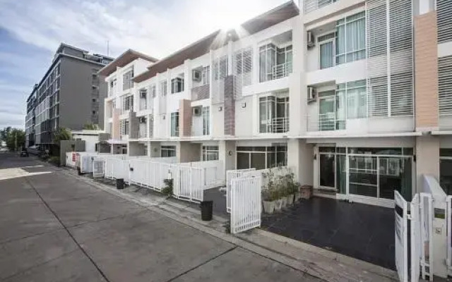 Отель Kannika Villa 5 Bedroom вид на фасад