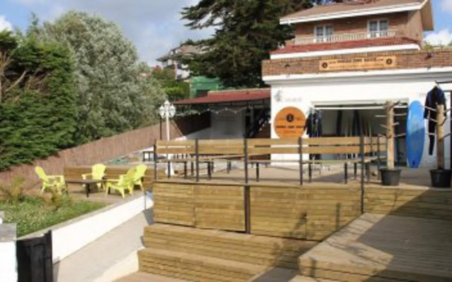 Отель Loredo Surf House Рибамонтан-аль-Мар вид на фасад