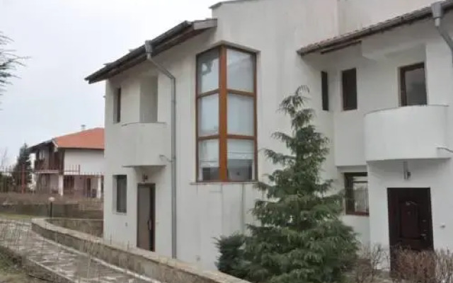 Отель Cottage Kosharitsa вид на фасад