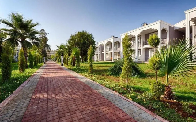 Отель Wonasis Resort & Aqua Мерсин вид на фасад