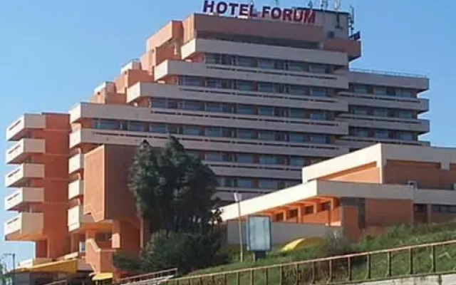 Hotel Forum вид на фасад