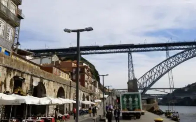 Vrs - Porto Centre Trindade Studio