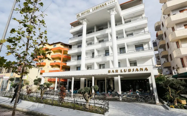 Hotel Lubjana вид на фасад