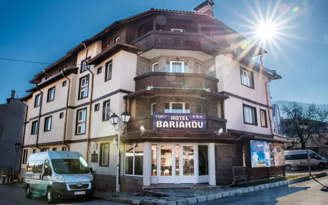 Bariakov Hotel вид на фасад