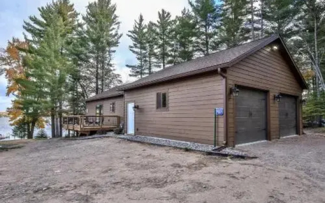 Nature's Edge - 4 Br Home