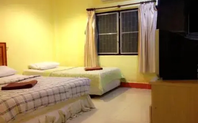 Отель P.N. Guest House вид на фасад