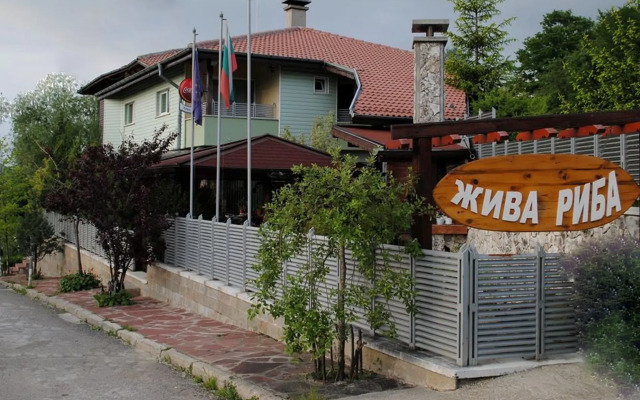 Discret Hotel & SPA вид на фасад
