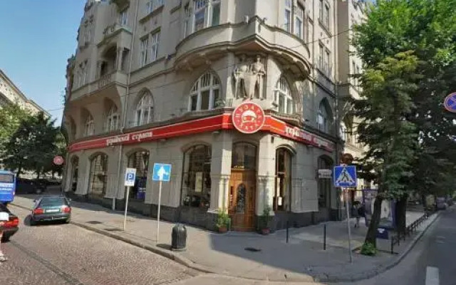 Centrum Hostel вид на фасад